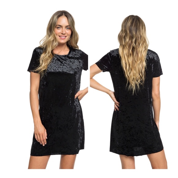 Roxy Dresses & Skirts - Rare velvet roxy dress